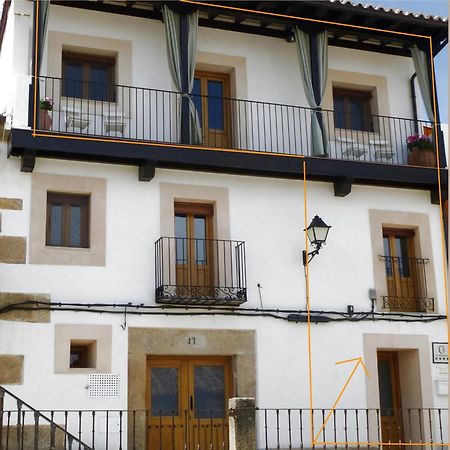 Apartamentos Rurales Entre Fuentes クアコス・デ・ユステ エクステリア 写真