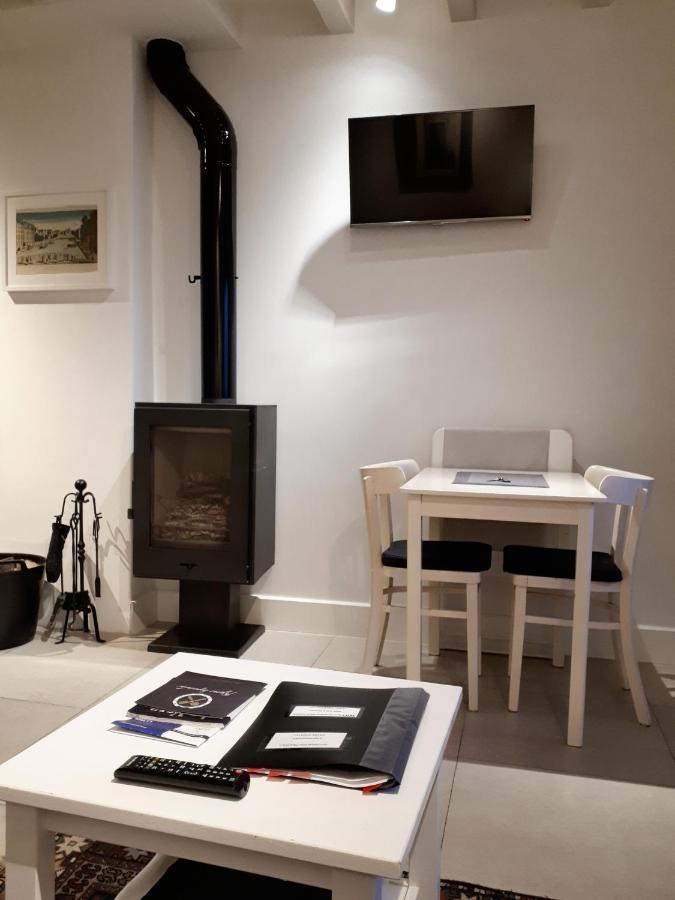 Apartamentos Rurales Entre Fuentes クアコス・デ・ユステ エクステリア 写真